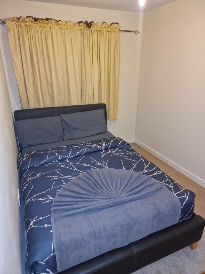 Ko 3 Bed House Apartment Dartford Exterior photo